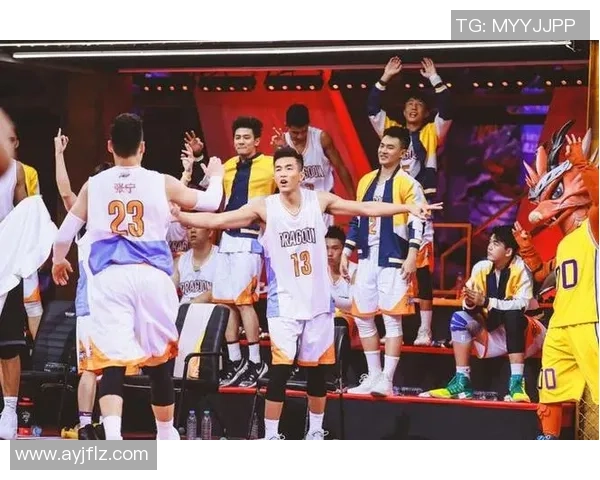 重庆街舞队战术解析：盯防打法的技巧与策略探讨